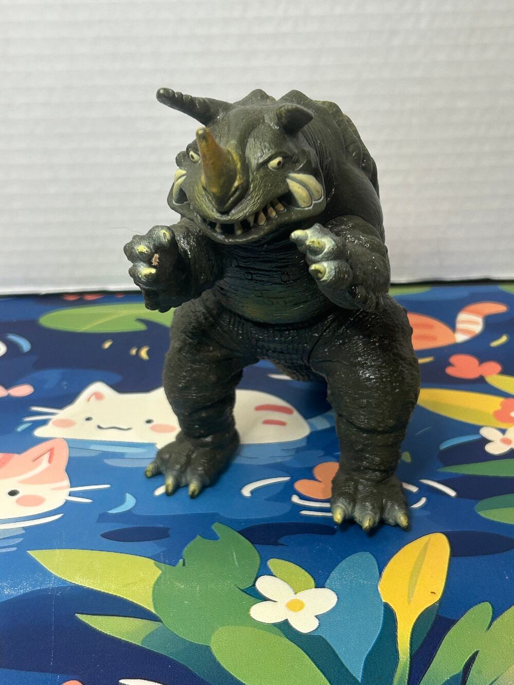 Neronga Bandai 1994 Ultra Monster Series Ultraman Kaiju Var